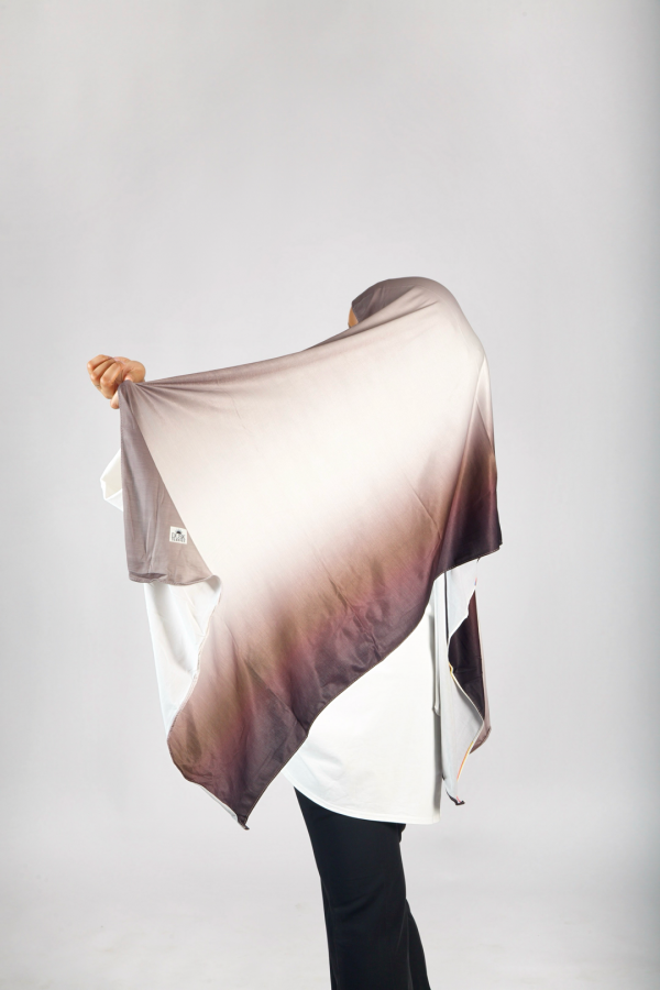 Le Hijab Mocha Dégradé – Image 4